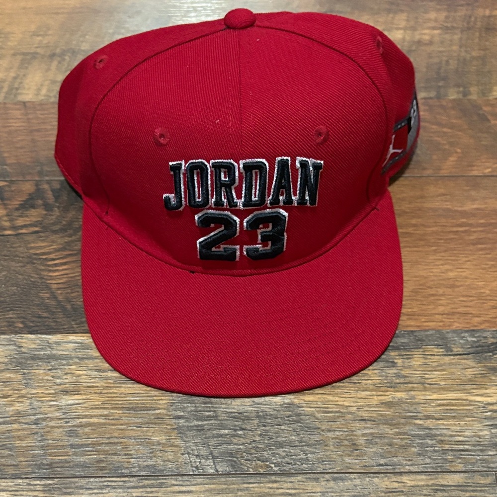 Red Jordan 23‎ Cap
